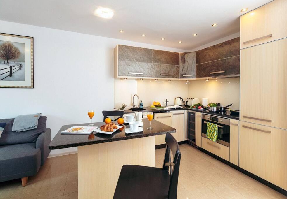 Apartment In The Heart Of Warsaw! Exterior photo