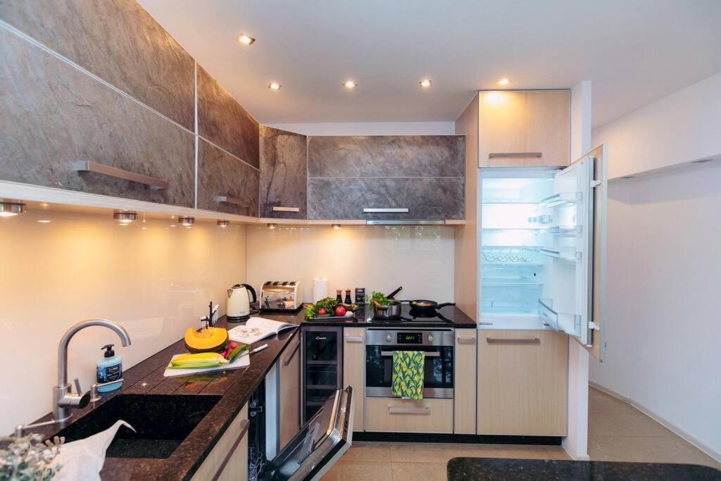Apartment In The Heart Of Warsaw! Exterior photo